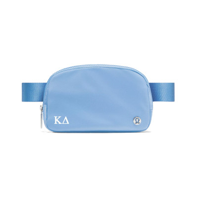 light blue fanny pack lululemon Everywhere Belt Bag- Crater – Clementine Interior Pockets Hold The Essentials Lululemon Athletica Everywhere Belt Bag